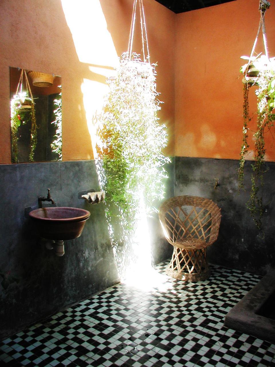 Patio Dos Quintalinhos - Casa Di Gabriele Bed & Breakfast อิลญา เดอ โมซัมบิก ภายนอก รูปภาพ